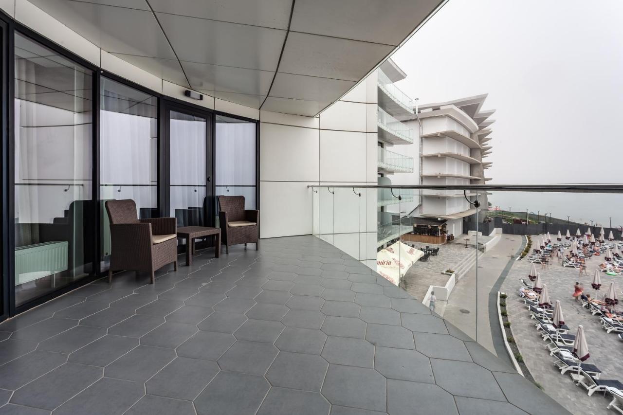 Optima Collection Miramar Chornomorsk Hotel Exterior photo